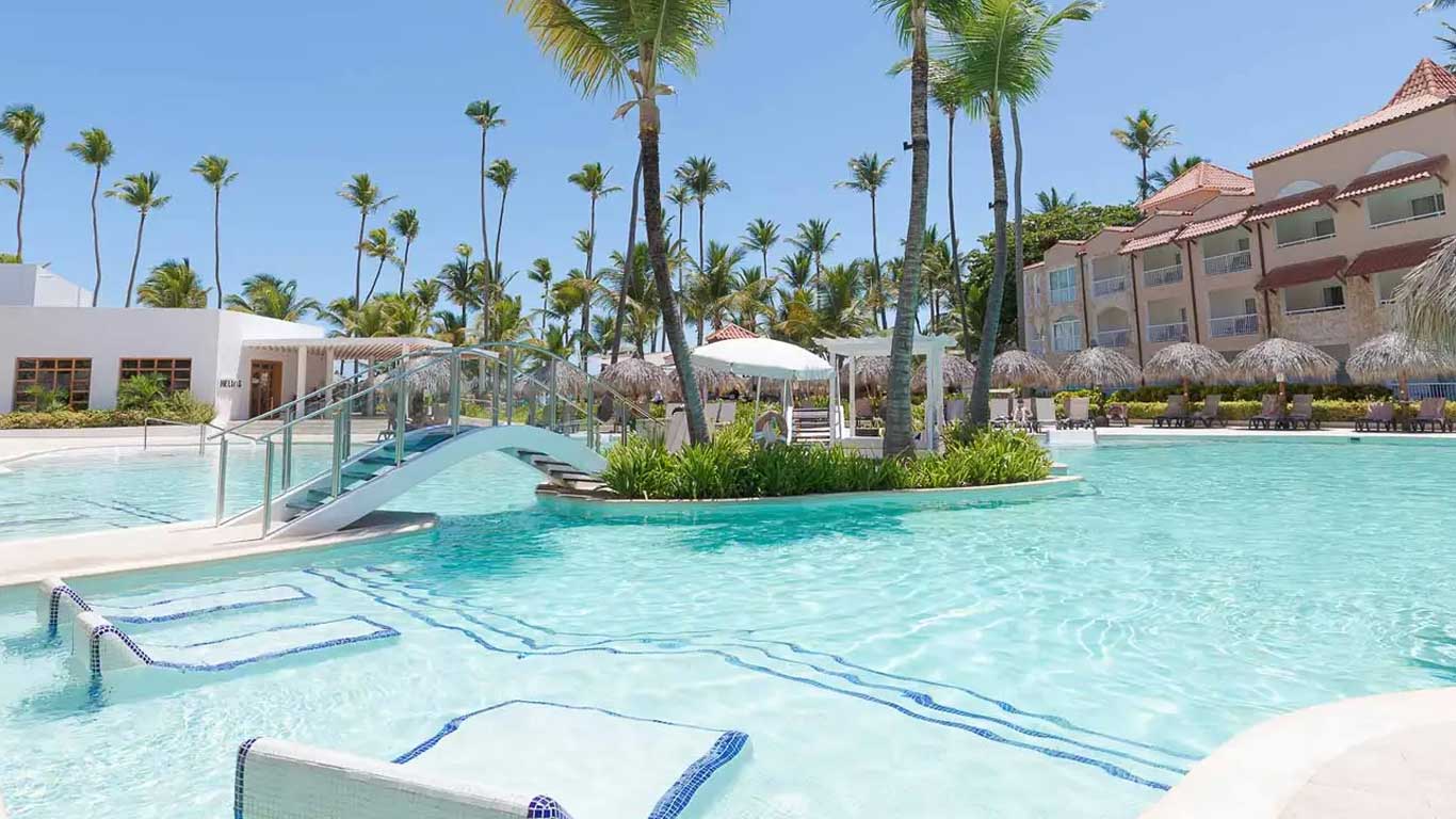 TRS Turquesa Resort Pool in Punta Cana